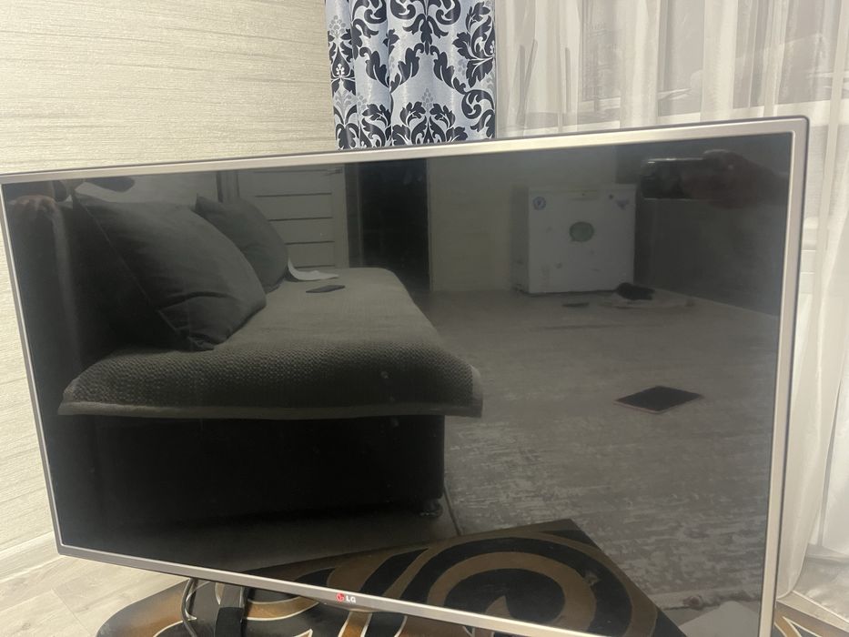 Продам телевизор LG