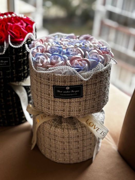 Ръчно изработени цветя – специален подарък за 8 март!