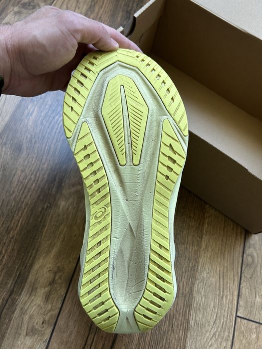 Asics Novablast 5 - 46 номер