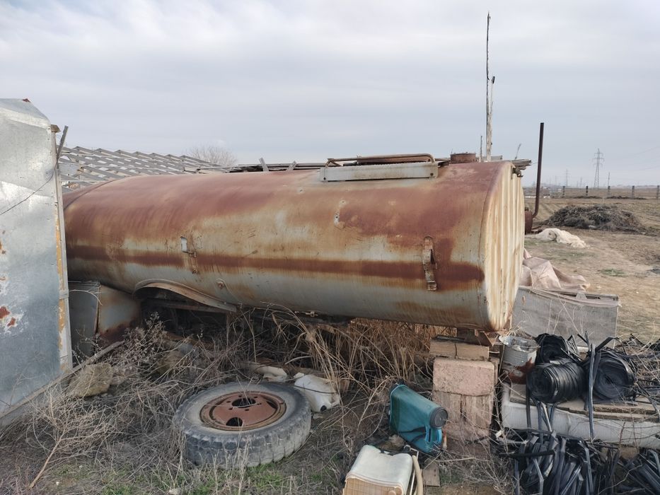 Емкость от топливозаправщик МАЗ