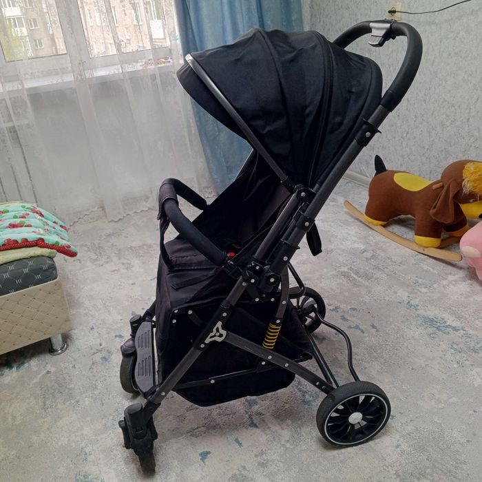 Продам детскую коляску