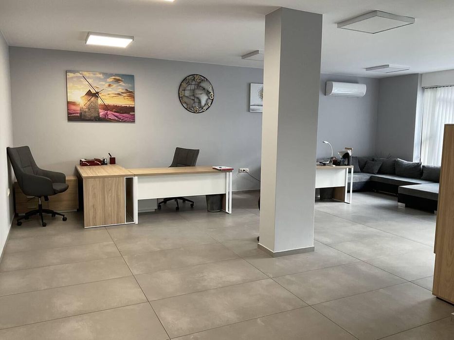 Офис, под наем в жк. Славейков