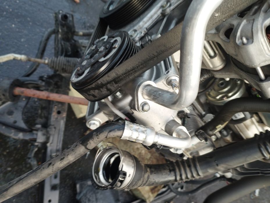 Compresor clima Dacia Logan Sandero 2 0.9tce 2018 16000km