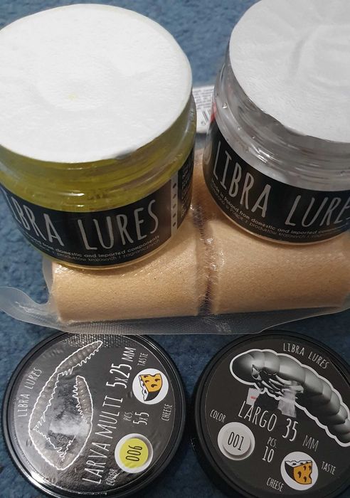 VAND 2 cutii momeală cu larve și viermi din silicon pentru pescuit NOU