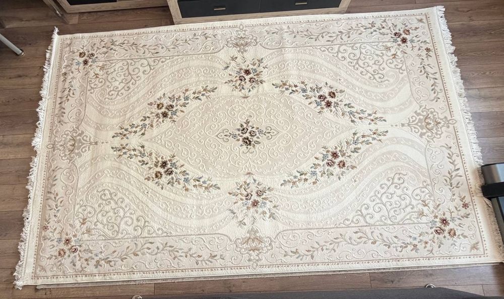 Ковер,в отличном состоянии