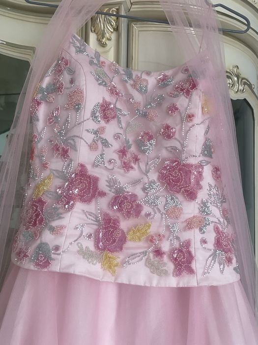 Продам платье на узату, выпускной