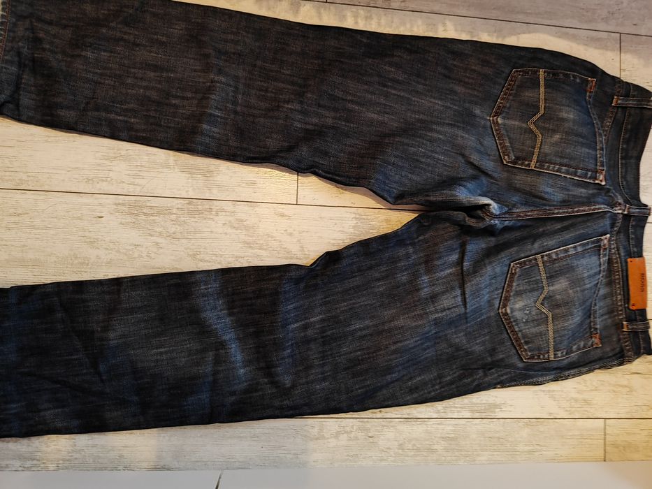 Дънки BOSS тъмно сини