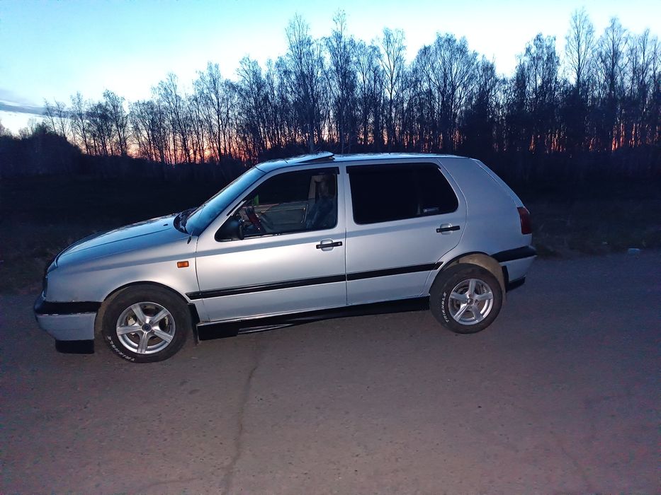 Продам  golf   3