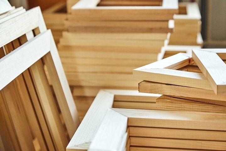Изработване на подрамки и рамки за картини