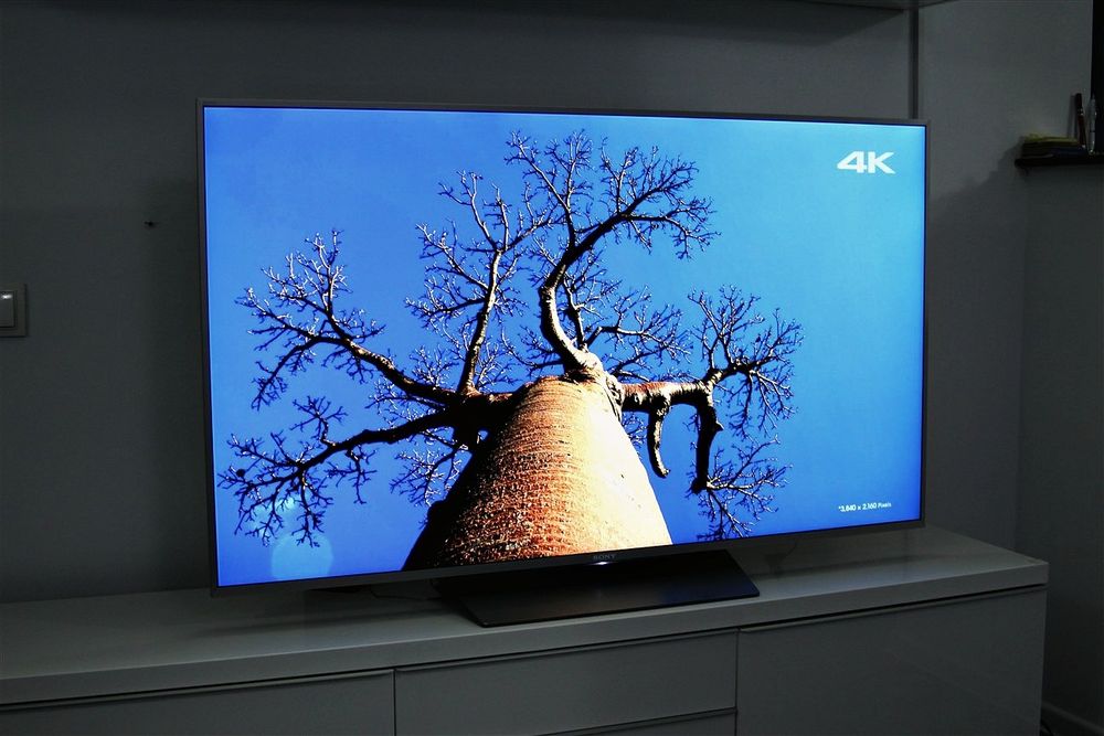 140 Cm Smart 4K uhd hdr Android. SONY. Kd-xd8577. Am și alte Modele,