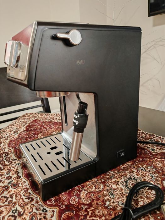 Ръчна кафемашина Делонги ECP 35.31/Delonghi