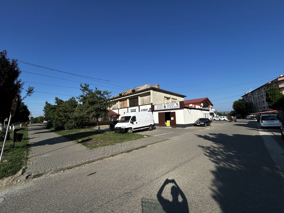 Vand spatiu Comercial Gugesti