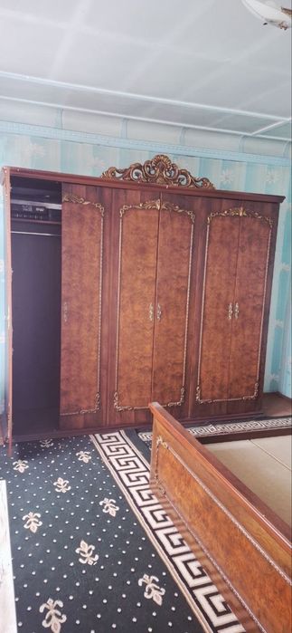 Mebel sotiladi spalniy