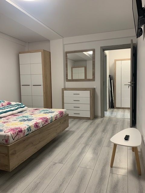 2 camere rezidential,propietar,geam la baie mobilat,utilat si parcare