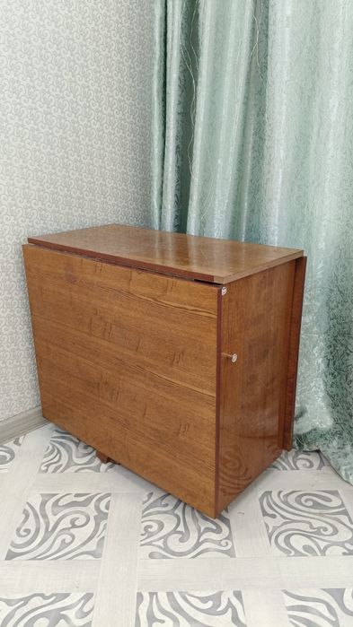 Стол книжный трансформер