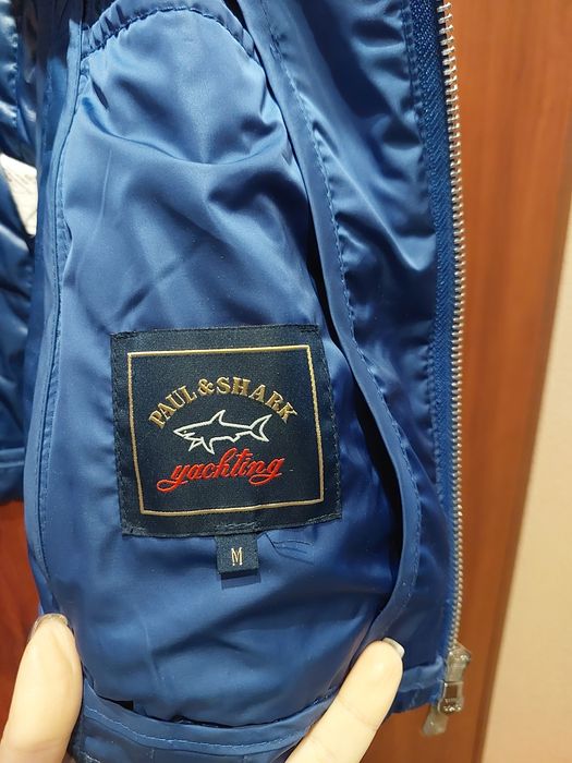 Продам женские куртки