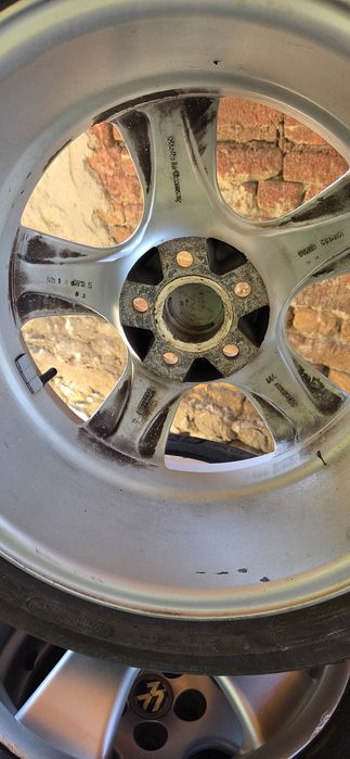 VW GOLF4 джанти със летни гуми 205/55/16  7,5J×16  ET35  5×100