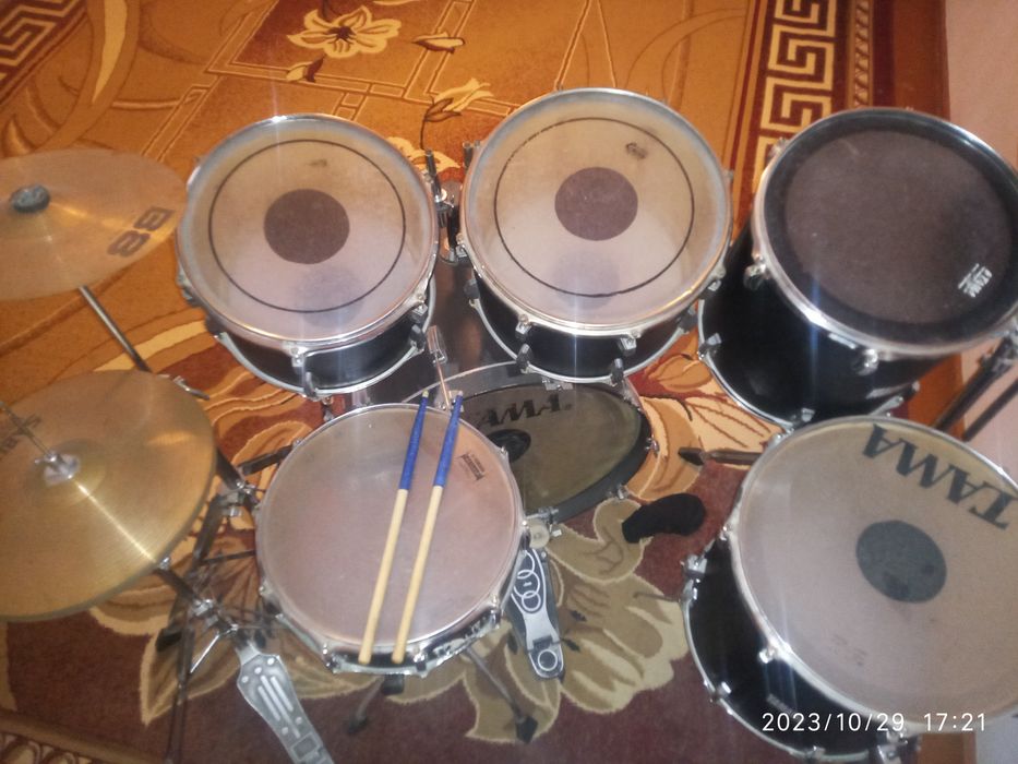 Барабан ударник в Джиззаке