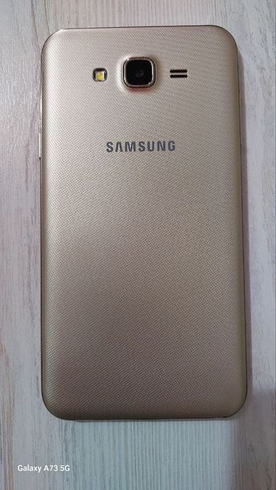 Продаю телефон Samsung J7 Neo, б/у