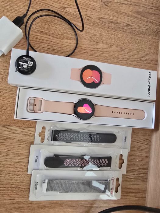 Galaxy Watch 5 (696N)