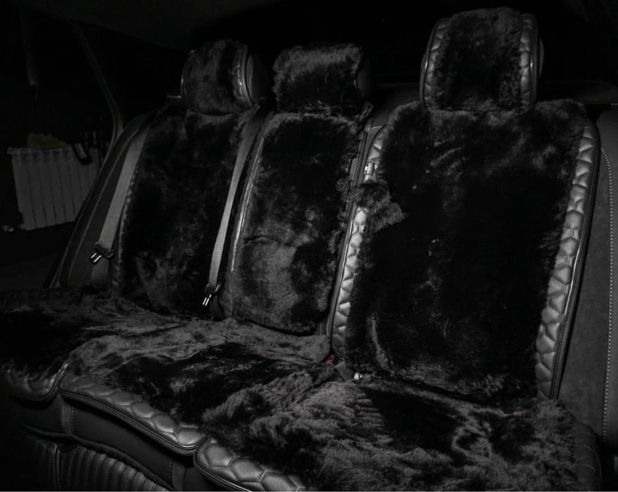 Автонакидка из меха