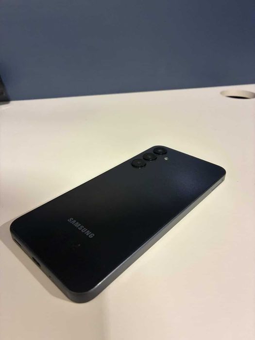 Vant telefon urgent !! Am nevoie de bani