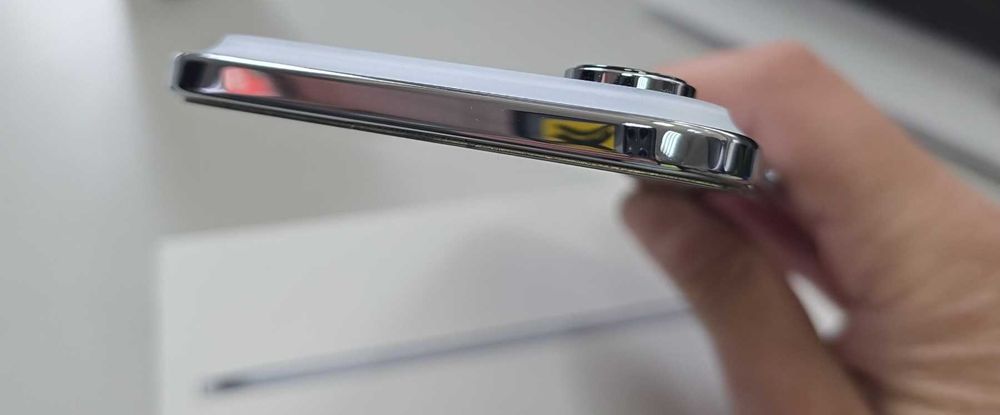 Apple iPhone Air 256GB! Нов! Гаранция до 20.03.2028г.