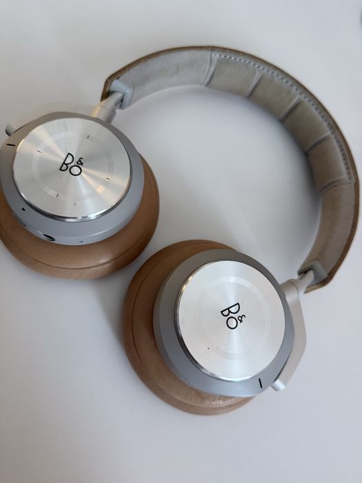 Bang & Olufsen H9i