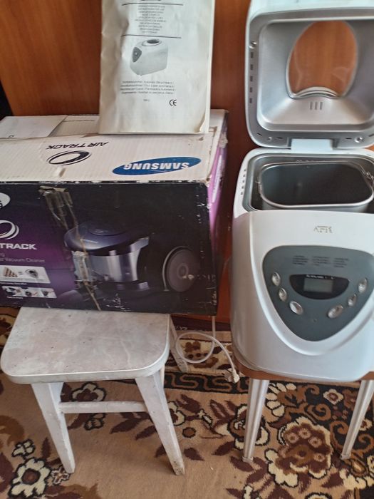 Продам новую хлебопечь