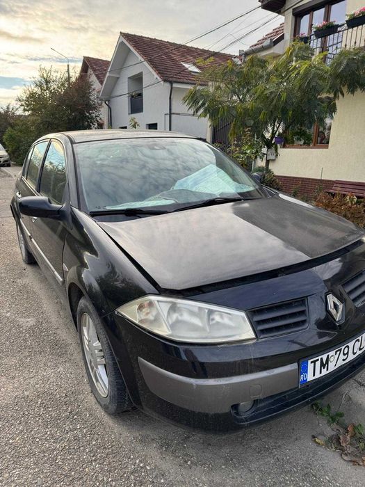 Renault Megane II 1.6 Benzină – 2006 – pentru piese / reparație / Rabla