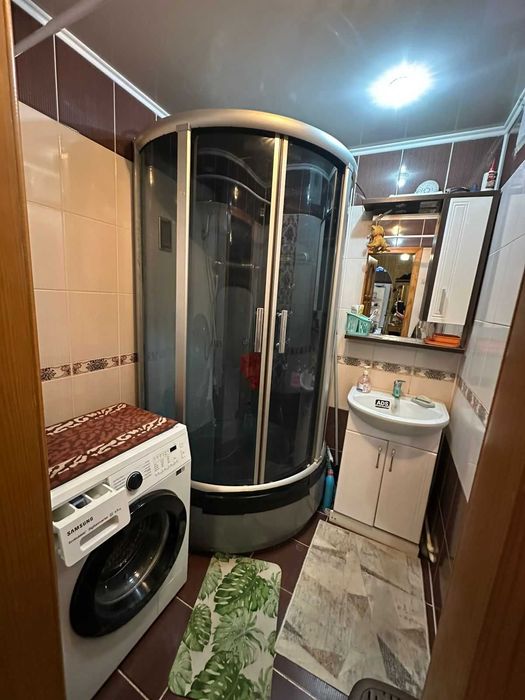 продам 3 комнатную квартиру в районе обл. больницы