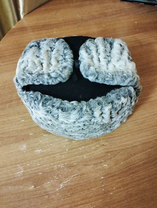 Продам шапку коракуль
