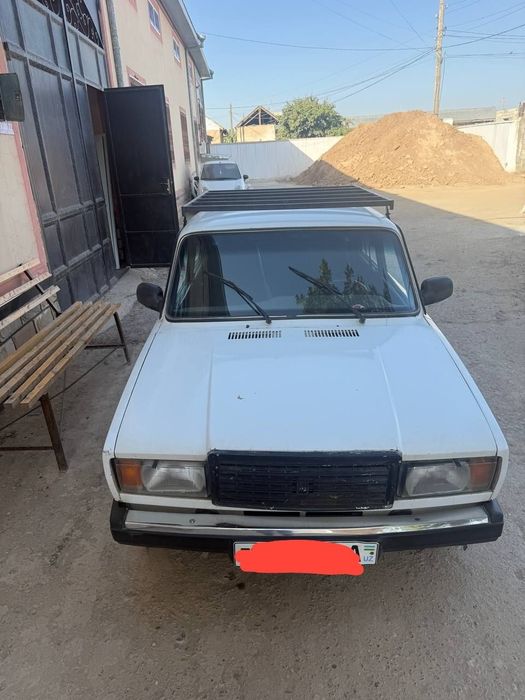 Juguli vaz 2107 sotladi