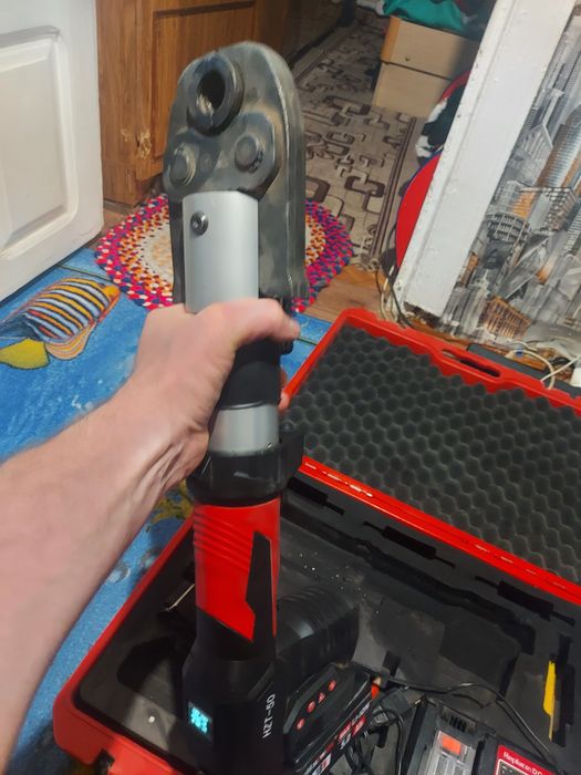 Пресс-клещи для металлопластика