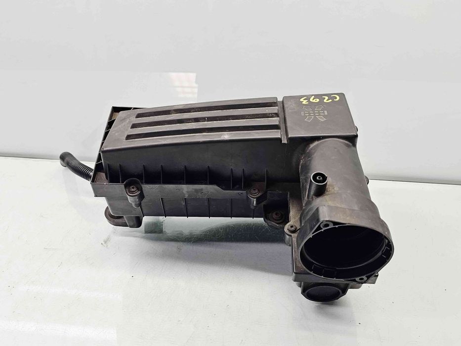Carcasa filtru aer  Volkswagen Jetta 4 (6Z) [Fabr 2011-2017] 3C0129607