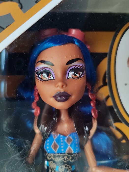 Кукла Monster High Creeproduction Робекка
