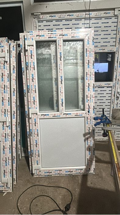 Vand usa termopan, stoc nelimitat