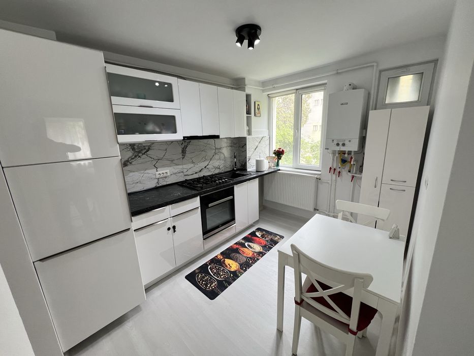 Vand apartament 2 camere - etaj 1 - Buftea - Studio