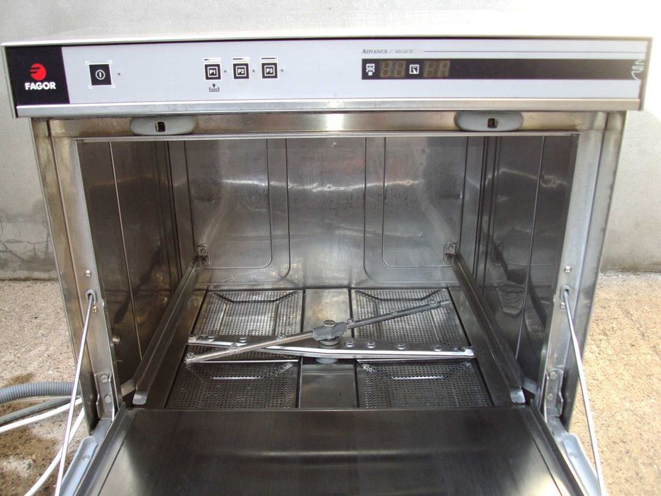 Професионална , испанска съдомиялна машина FAGOR - трифазна