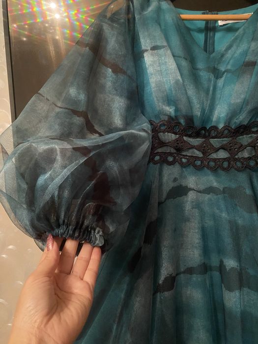 Продам шикарное платье