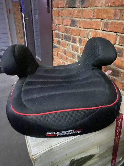 Продам Бустер детский