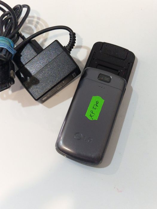 Telefon cu display generos