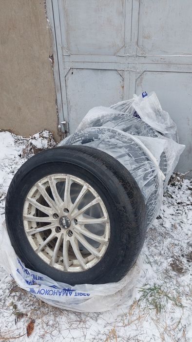 Комплект дисков с летней резиной