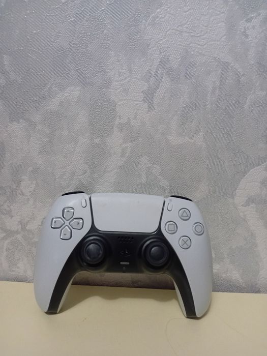 Дуалсенс, джостик пс5
