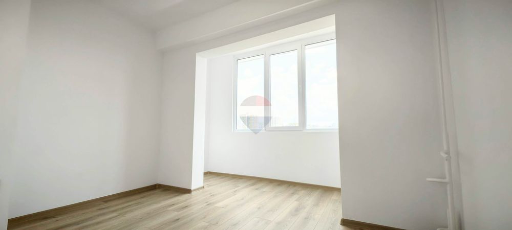 Продава се Двустаен апартамент в Варна, Младост 1 - 41 кв.м за 1430 €/кв.м - Снимка #8