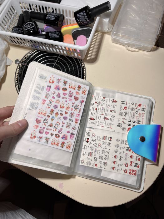 Продам набор для маникюра