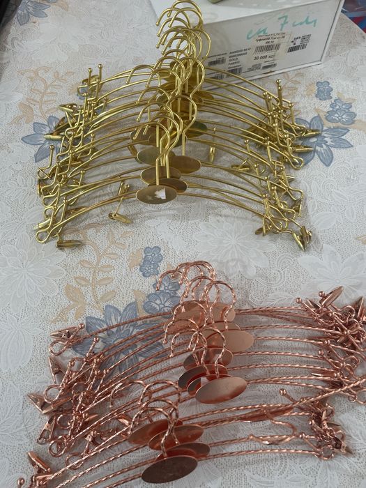 Продам для платков и белья