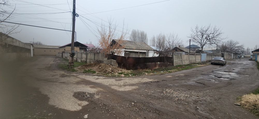 Uy sotiladi 7.24 sotih 20ming