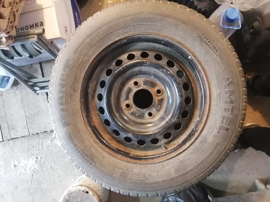 Продам запаску R15