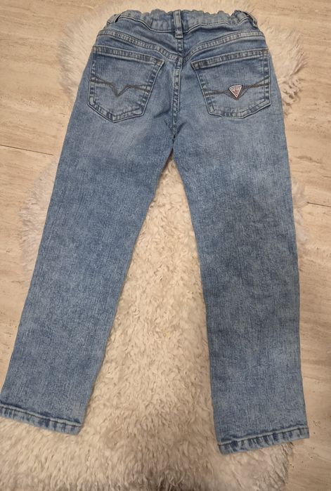 Детски дънки Guess